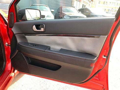 Mitsubishi Galant 2012 красный - фото 23
