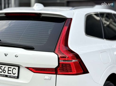 Volvo XC60 2021 - фото 15