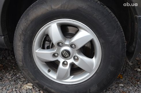 Kia Sorento 2006 серый - фото 20