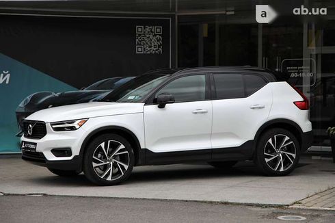 Volvo XC40 2019 - фото 3