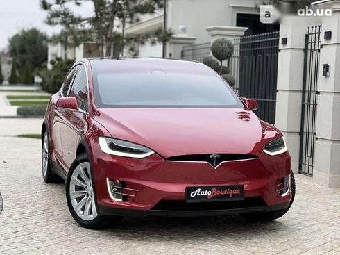 Tesla Model X 2017 - фото 20