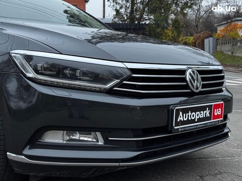 Volkswagen Passat 2018 серый - фото 8