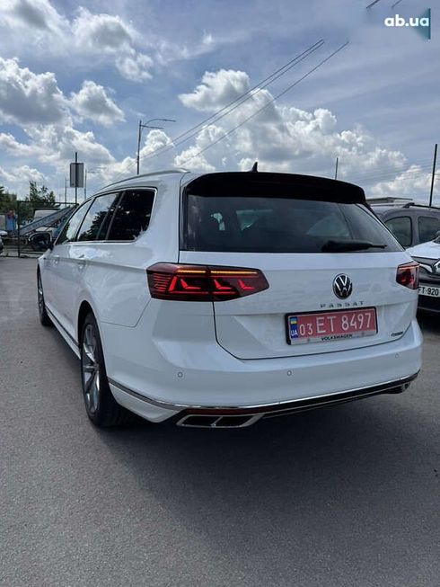 Volkswagen Passat 2021 - фото 7