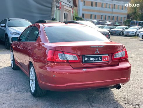Mitsubishi Galant 2012 красный - фото 7