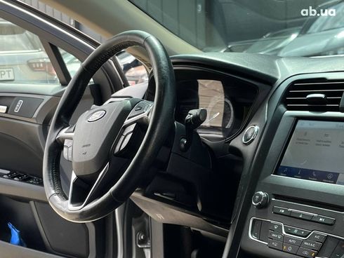 Ford Fusion 2017 серый - фото 3