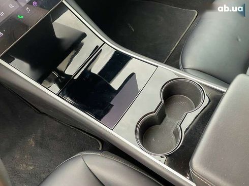 Tesla Model 3 2020 - фото 14