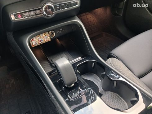 Volvo C40 2022 серый - фото 22