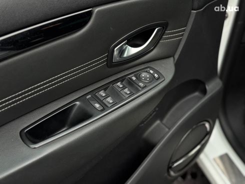 Renault Scenic 2011 белый - фото 21
