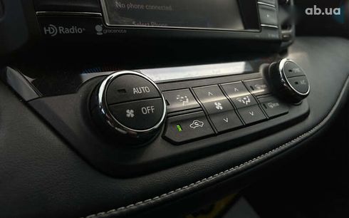 Toyota RAV4 2018 - фото 23