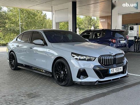BMW 5 серия 2024 - фото 8