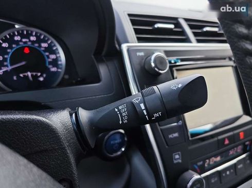 Toyota Camry 2015 - фото 26