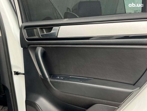 Volkswagen Touareg 2013 белый - фото 41