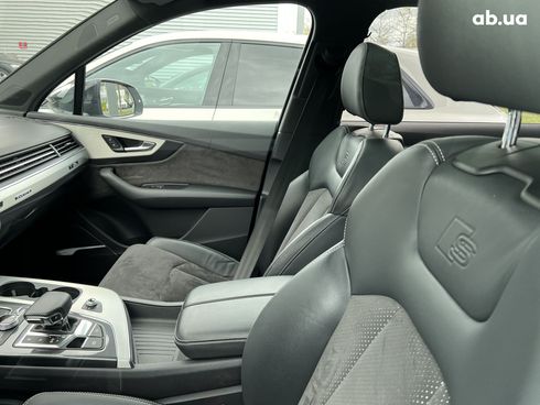 Audi Q7 2018 - фото 10