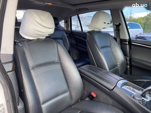 BMW 5 серия 2015 - фото 29