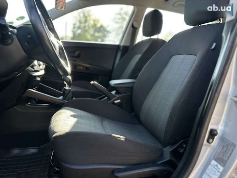 Kia Cee'd 2011 - фото 28