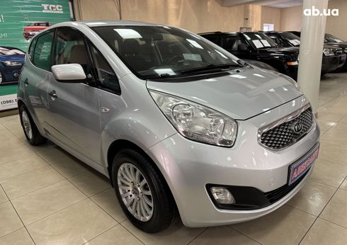Kia Venga 2010 серый - фото 5
