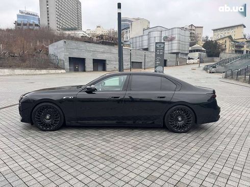 BMW 7 серия 2023 - фото 4