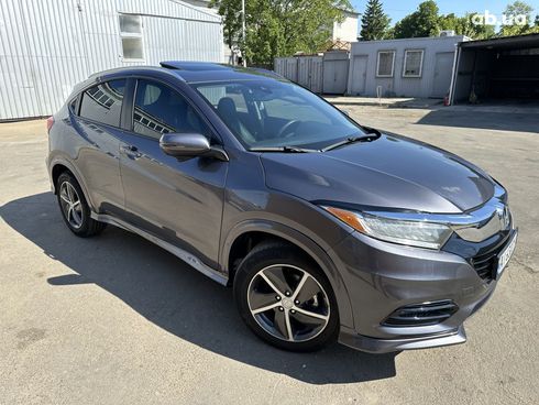 Honda HR-V 2019 серый - фото 11