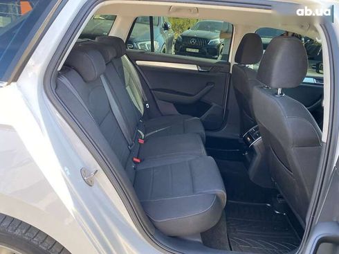 Skoda Superb 2019 - фото 23