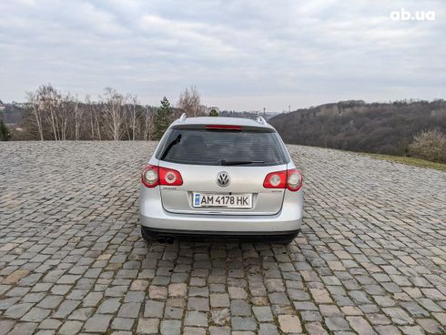Volkswagen Passat 2006 серый - фото 10