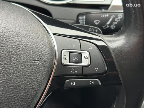 Volkswagen Passat 2015 серый - фото 31