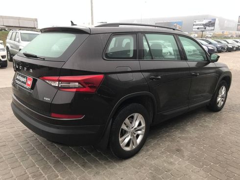 Skoda Kodiaq 2020 коричневый - фото 8