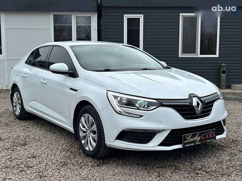 Renault Megane 2019 - фото 4