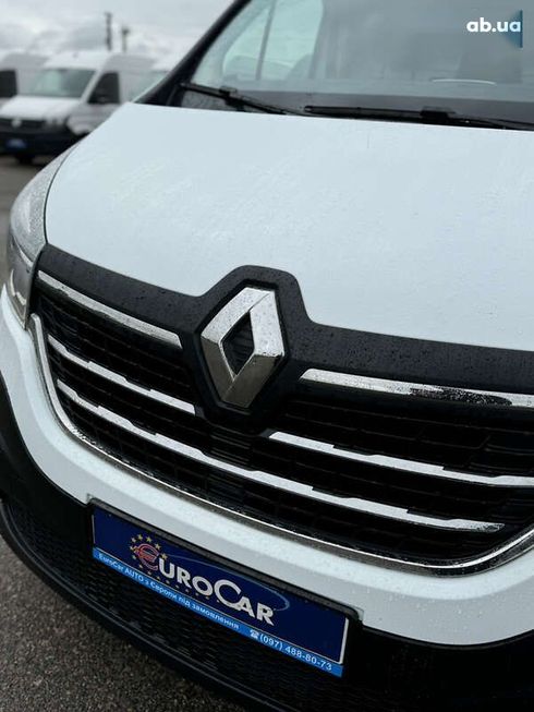 Renault Trafic 2021 - фото 9