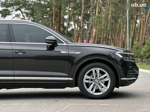 Volkswagen Touareg 2018 - фото 13