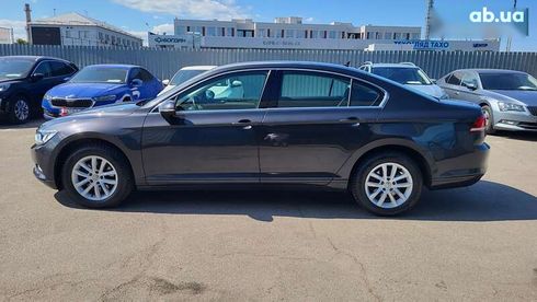 Volkswagen Passat 2018 - фото 28