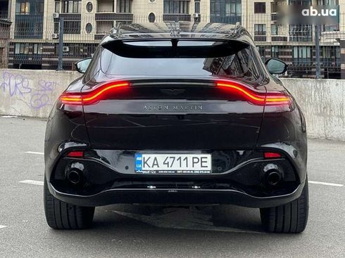 Aston Martin DBX 2021 - фото 7