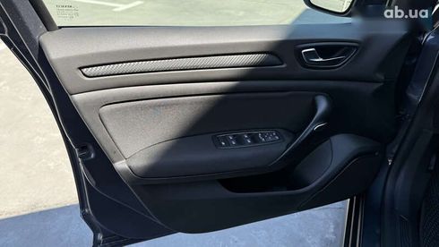 Renault Megane 2017 - фото 19