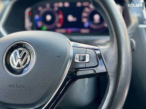 Volkswagen Tiguan 2020 - фото 30