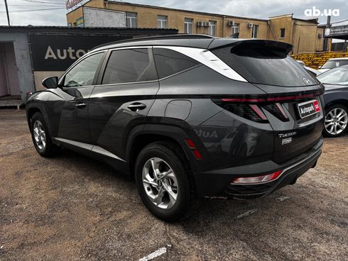 Hyundai Tucson 2022 серый - фото 3