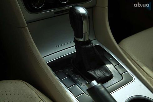 Volkswagen Passat 2012 - фото 16