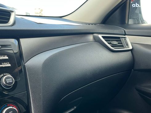 Nissan Rogue 2015 черный - фото 17