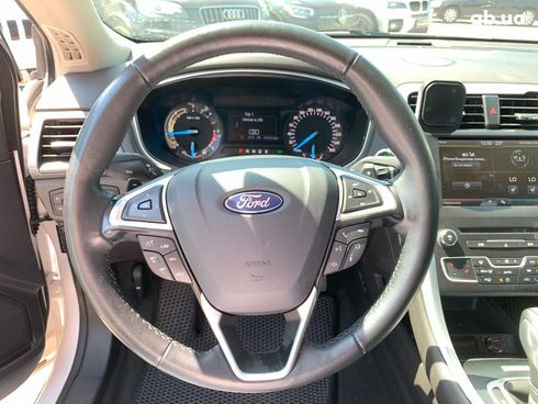 Ford Mondeo 2015 белый - фото 35