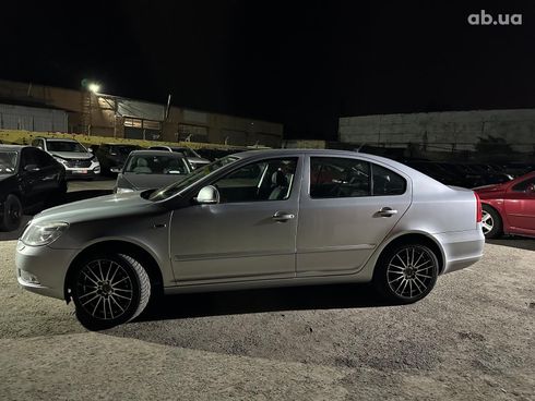 Skoda octavia a5 2010 серый - фото 14