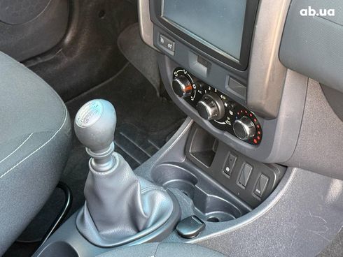 Dacia Duster 2015 черный - фото 24