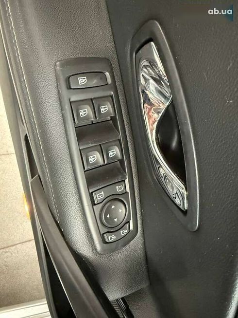 Renault Megane 2013 - фото 17