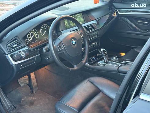 BMW 5 серия 2013 черный - фото 14