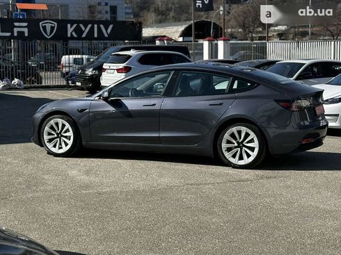 Tesla Model 3 2022 - фото 10