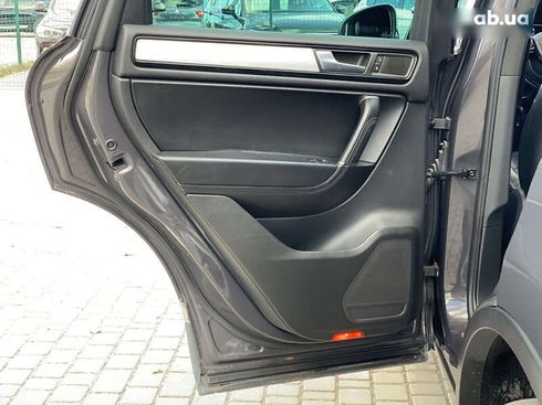 Volkswagen Touareg 2011 - фото 28