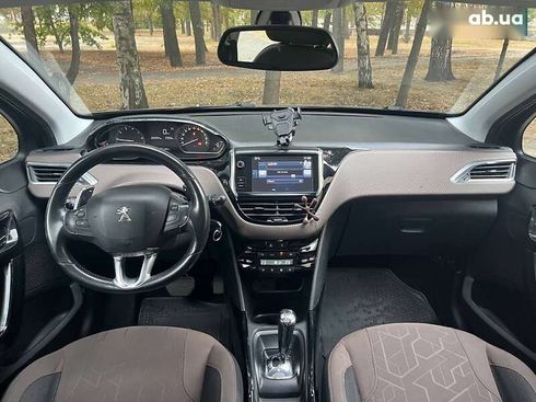 Peugeot 2008 2015 - фото 14