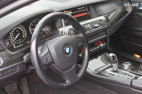 BMW 5 серия 2015 - фото 21