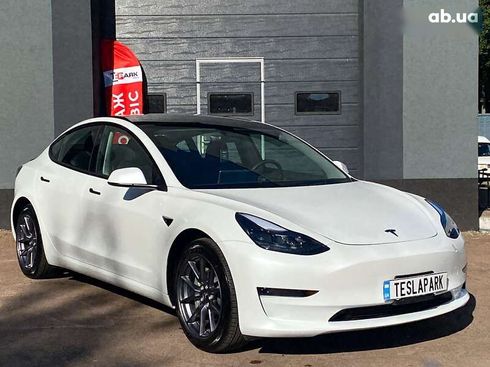 Tesla Model 3 2023 - фото 12
