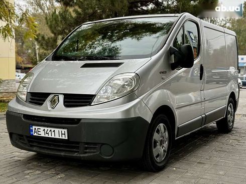 Renault Trafic 2013 - фото 3