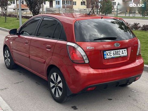 Kia Rio 2011 - фото 10
