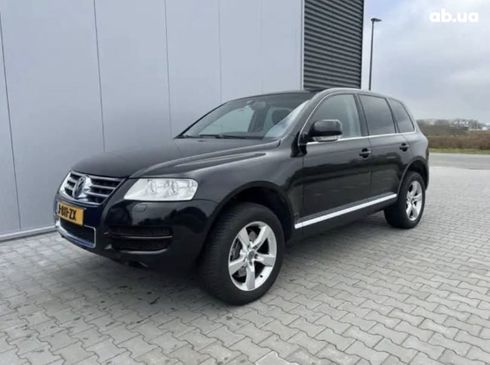 Volkswagen Touareg 2005 черный - фото 4