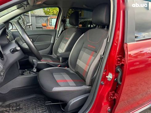 Renault Sandero 2019 - фото 9